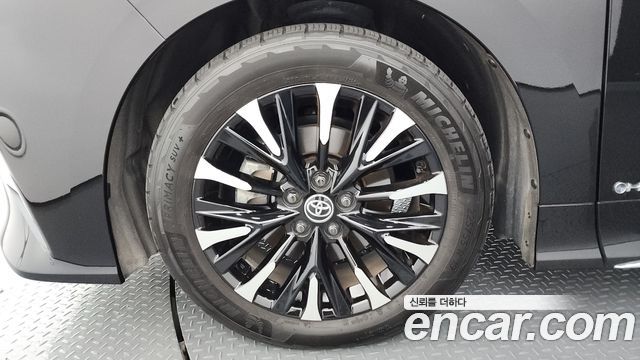 Toyota Alphard из Кореи Encar