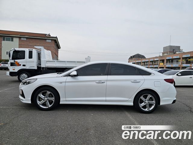 Hyundai Sonata LPI Style — пробег 99 066 км — фото 2 из 5