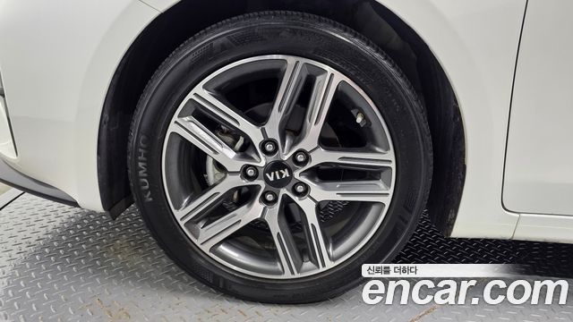 Kia K3 из Кореи Encar