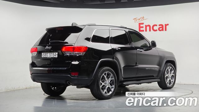 Jeep Cherokee 3.6 Limited WK2 — пробег 66 062 км — фото 2 из 5