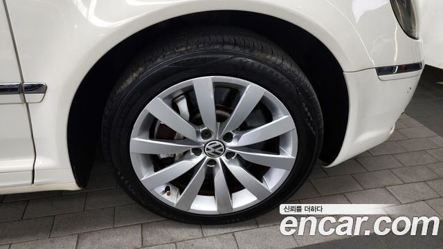 Volkswagen Phaeton из Кореи Encar