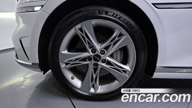 Genesis G90 из Кореи Encar