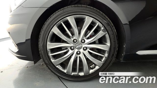 Hyundai Genesis из Кореи Encar