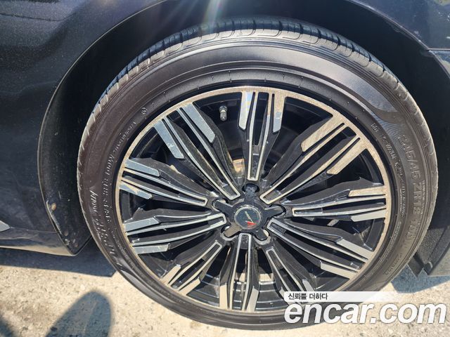 Hyundai Genesis из Кореи Encar