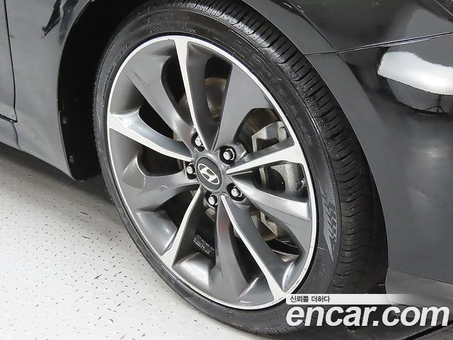 Hyundai Veloster из Кореи Encar