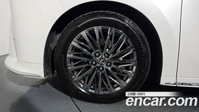 Lexus LM из Кореи Encar