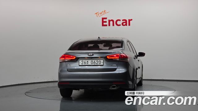 Kia K3 из Кореи Encar