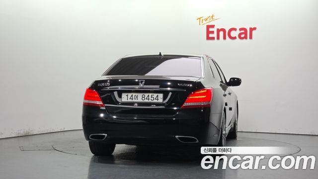Hyundai Equus из Кореи Encar