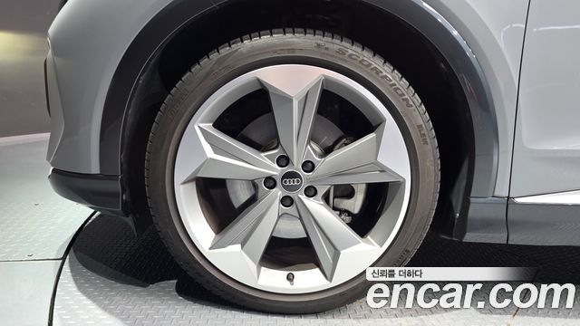 Audi Q4 e-tron из Кореи Encar