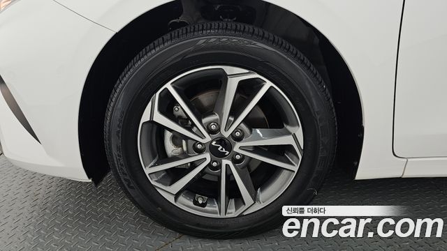 Kia K3 из Кореи Encar
