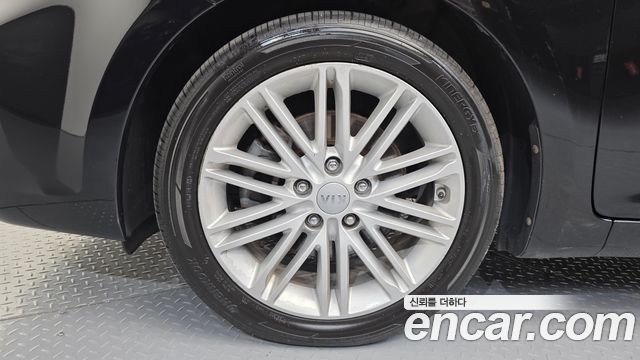 Kia Carens из Кореи Encar