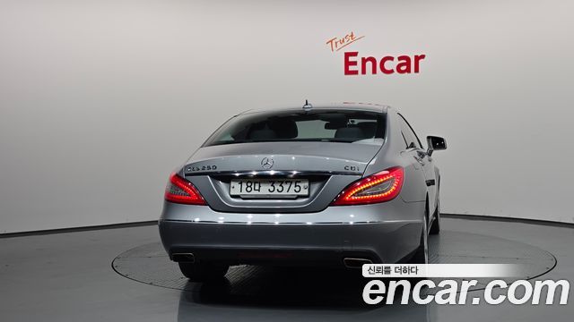Mercedes-Benz CLS-Class из Кореи Encar