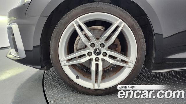 Audi A5 из Кореи Encar