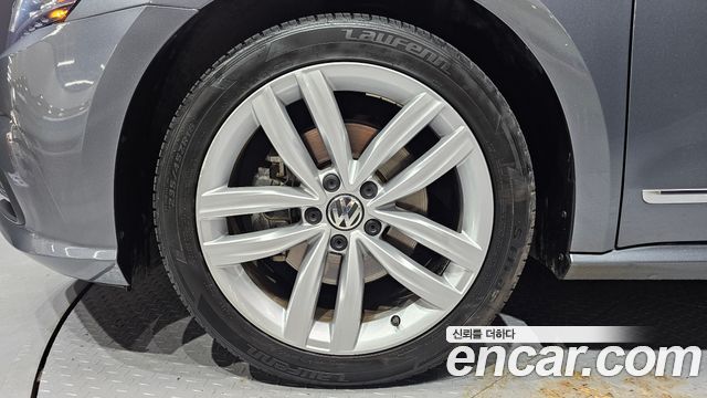 Volkswagen Passat из Кореи Encar