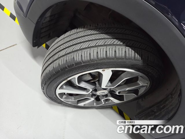 Ssangyong TIBOLI из Кореи Encar