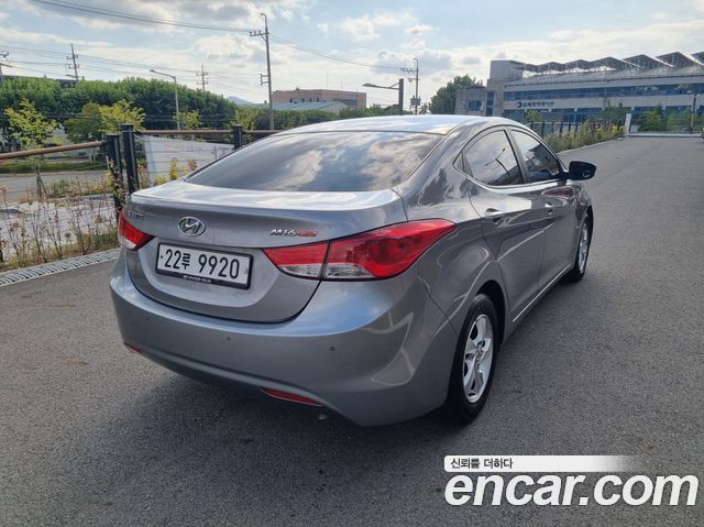 Hyundai AVANTE M16 GDI Luxury — пробег 110 000 км — фото 5 из 5
