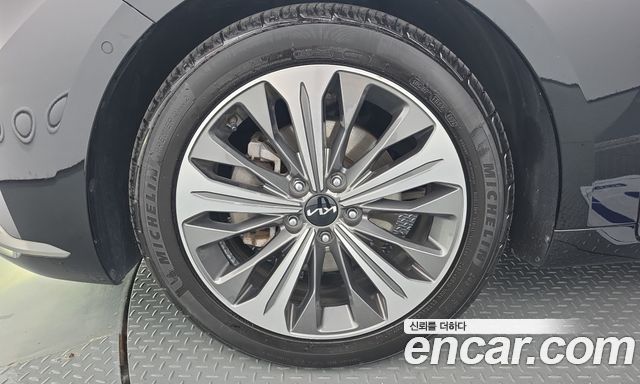 Kia K8 Signature Special — пробег 75 327 км — фото 5 из 5