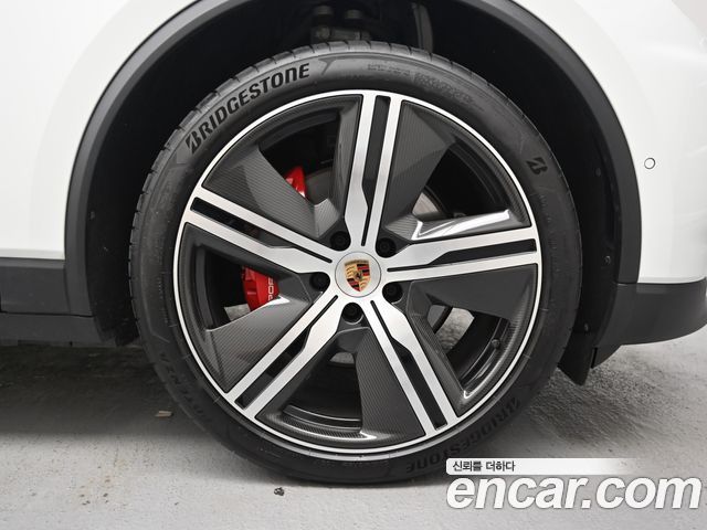 Porsche Macan из Кореи Encar