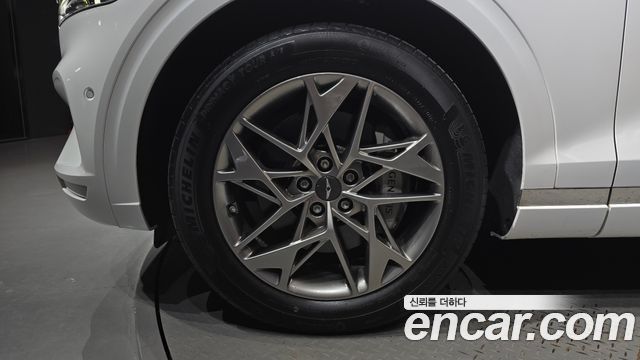 Genesis GV70 из Кореи Encar