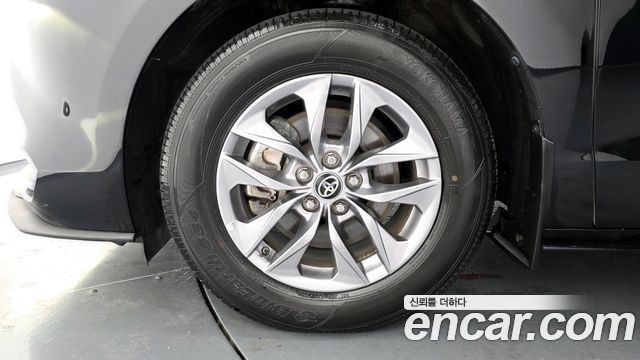 Toyota Sienna 2.5 Hybrid AWD — пробег 41 346 км — фото 5 из 5