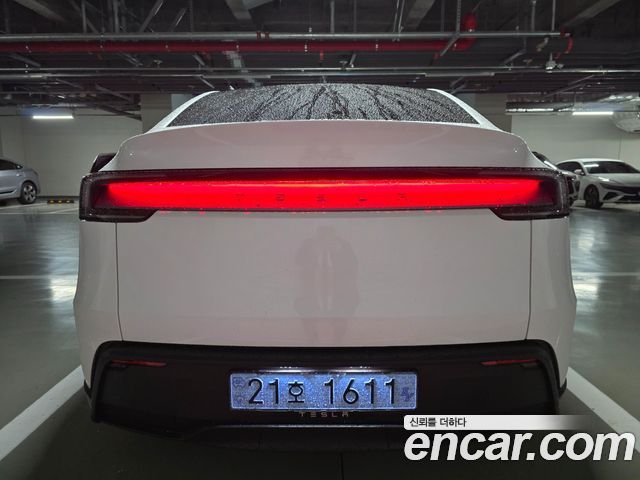 Tesla Model Y Premium RWD — пробег 624 км — фото 5 из 5