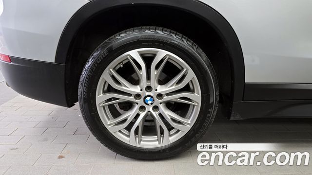 BMW X1 xDrive 18d Premium — пробег 99 040 км — фото 5 из 5