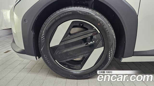 Kia EV4 из Кореи Encar