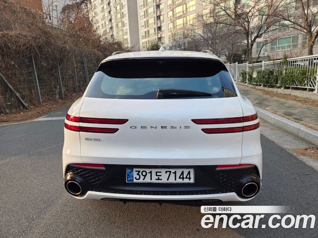 Genesis GV70 из Кореи Encar