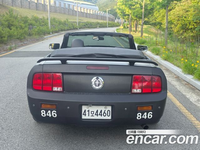 Ford Mustang Convertible — пробег 152 353 км — фото 4 из 5
