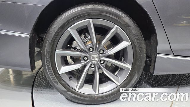 Honda Accord 1.5 Turbo — пробег 6 394 км — фото 5 из 5