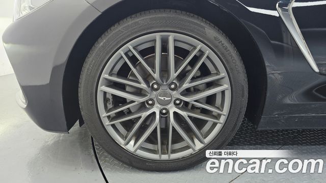 Genesis G70 из Кореи Encar