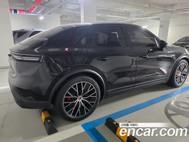 Porsche Macan из Кореи Encar