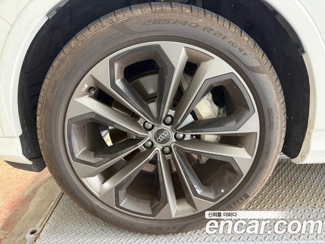 Audi Q7 из Кореи Encar