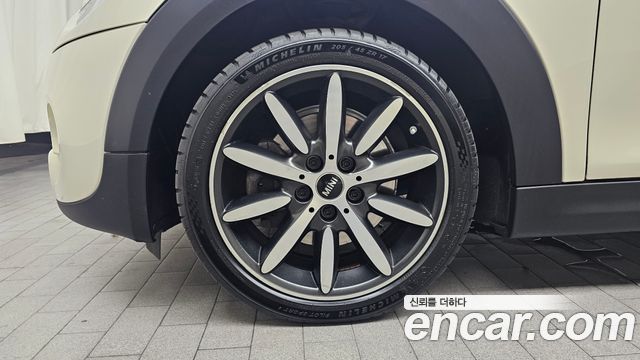 Mini Cooper Convertible из Кореи Encar
