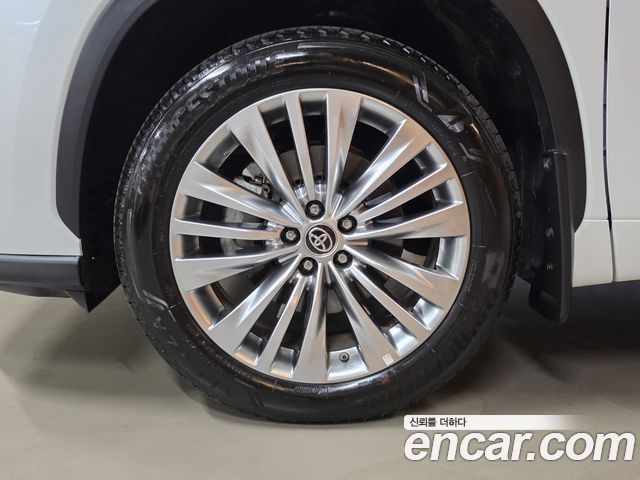 Toyota Highlander 2.5 4WD Platimum — пробег 6 120 км — фото 5 из 5