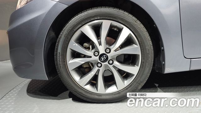 Hyundai Accent из Кореи Encar