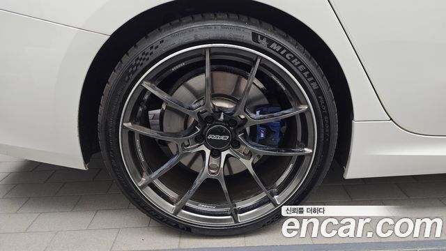 BMW 3-Series из Кореи Encar
