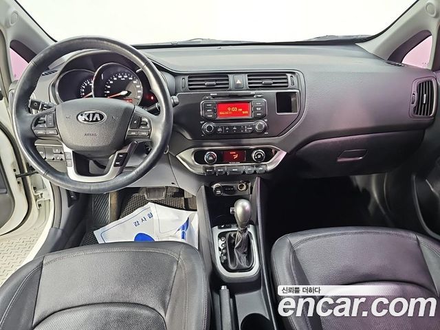 Kia pride 1.6 GDI Sedan Luxury — пробег 145 000 км — фото 5 из 5