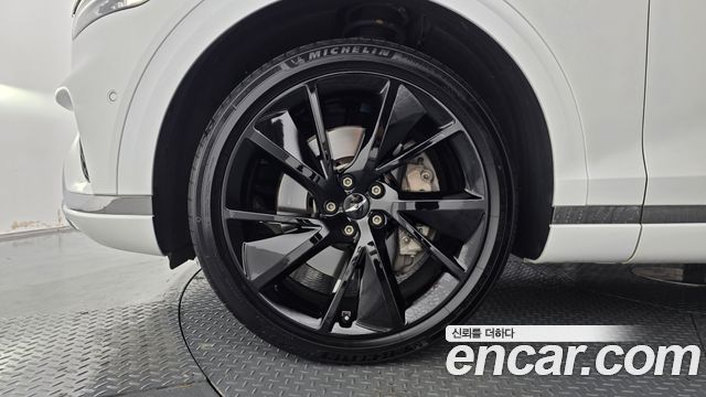 Genesis GV70 из Кореи Encar