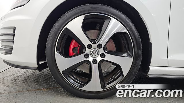 Volkswagen Golf из Кореи Encar