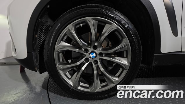 BMW X6 xDrive 40d — пробег 226 069 км — фото 5 из 5
