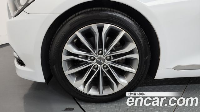 Hyundai Genesis из Кореи Encar