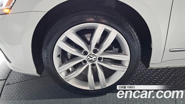 Volkswagen Passat из Кореи Encar