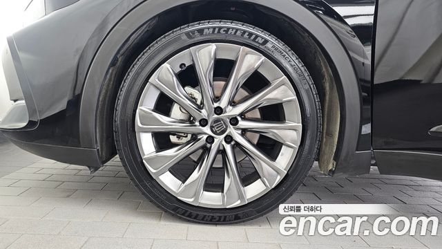 Toyota Crown из Кореи Encar