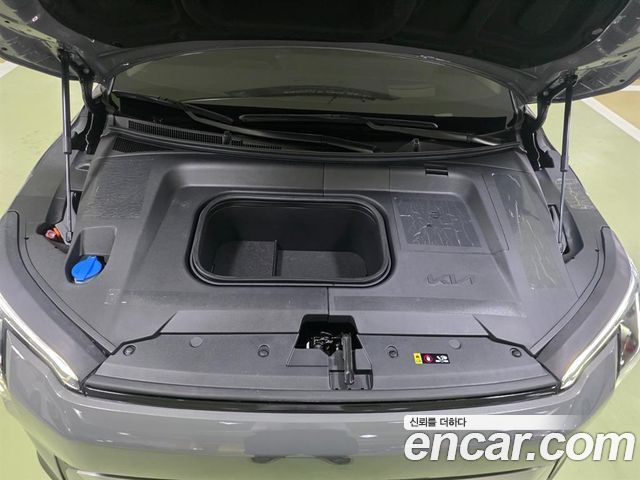 Kia EV3 из Кореи Encar