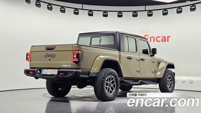 Jeep Gladiator 3.6 Rubicon — пробег 18 444 км — фото 2 из 5
