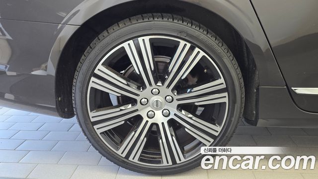 Volvo S90 из Кореи Encar