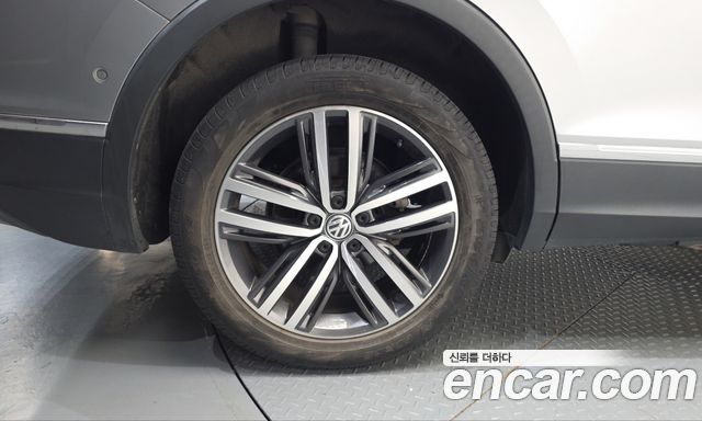 Volkswagen Tiguan из Кореи Encar