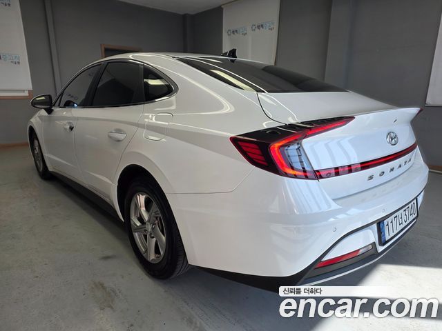 Hyundai Sonata 2.0 Smart — пробег 129 065 км — фото 2 из 5