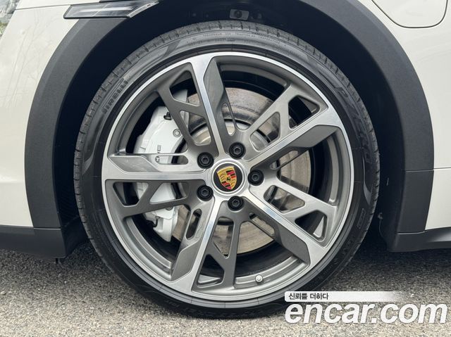 Porsche Taycan из Кореи Encar